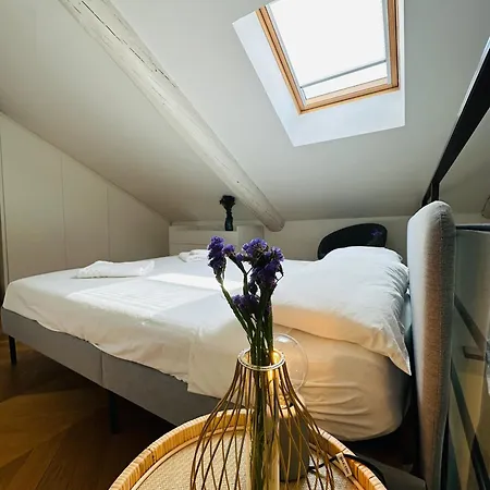 Home Suite Home Apartman