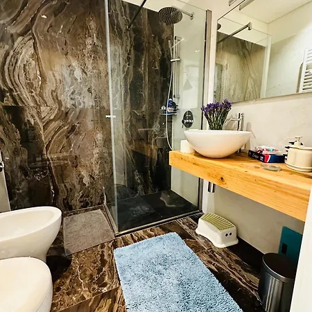 Home Suite Home Апартаменты *