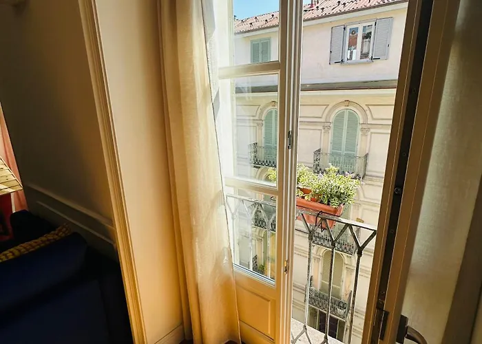 Home Suite Home Apartament *