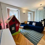 Home Suite Home Apartament