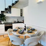 Apartament Home Suite Home