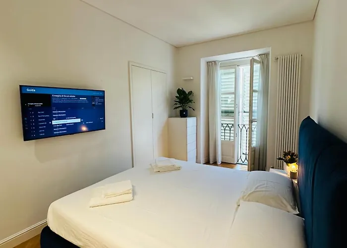 דירה Home Suite Home *